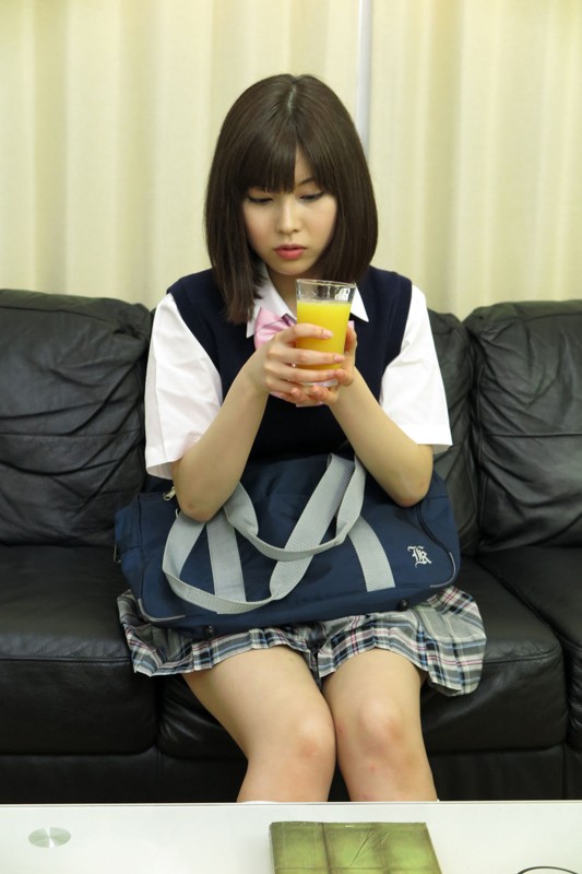 彩城ゆりなの無修正で流出したAV