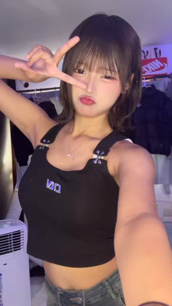 ななにーの無修正で流出したハメ撮りを見る方法